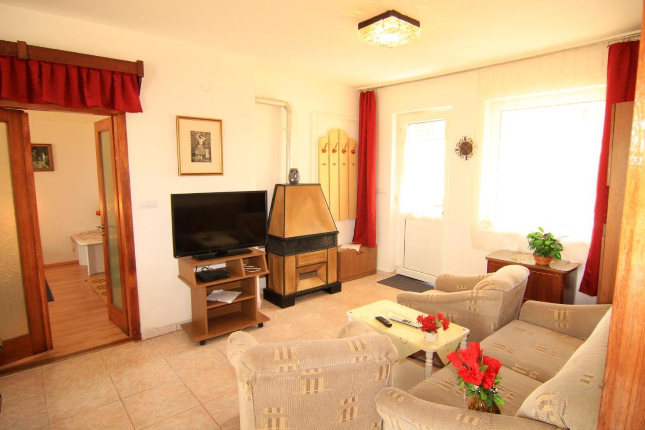 Margareta Apartmanhaz Apartment Balatonboglar Exterior photo